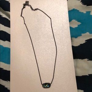 Kendra Scott necklace